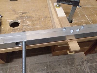 Bild 081: Das Längsprofil des Obergestells, bestehend aus zwei verbundenen Rechteckprofilen