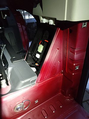 Bild 144: Außen zeigt sich der Allradantrieb durch das Dangel-Symbol ...